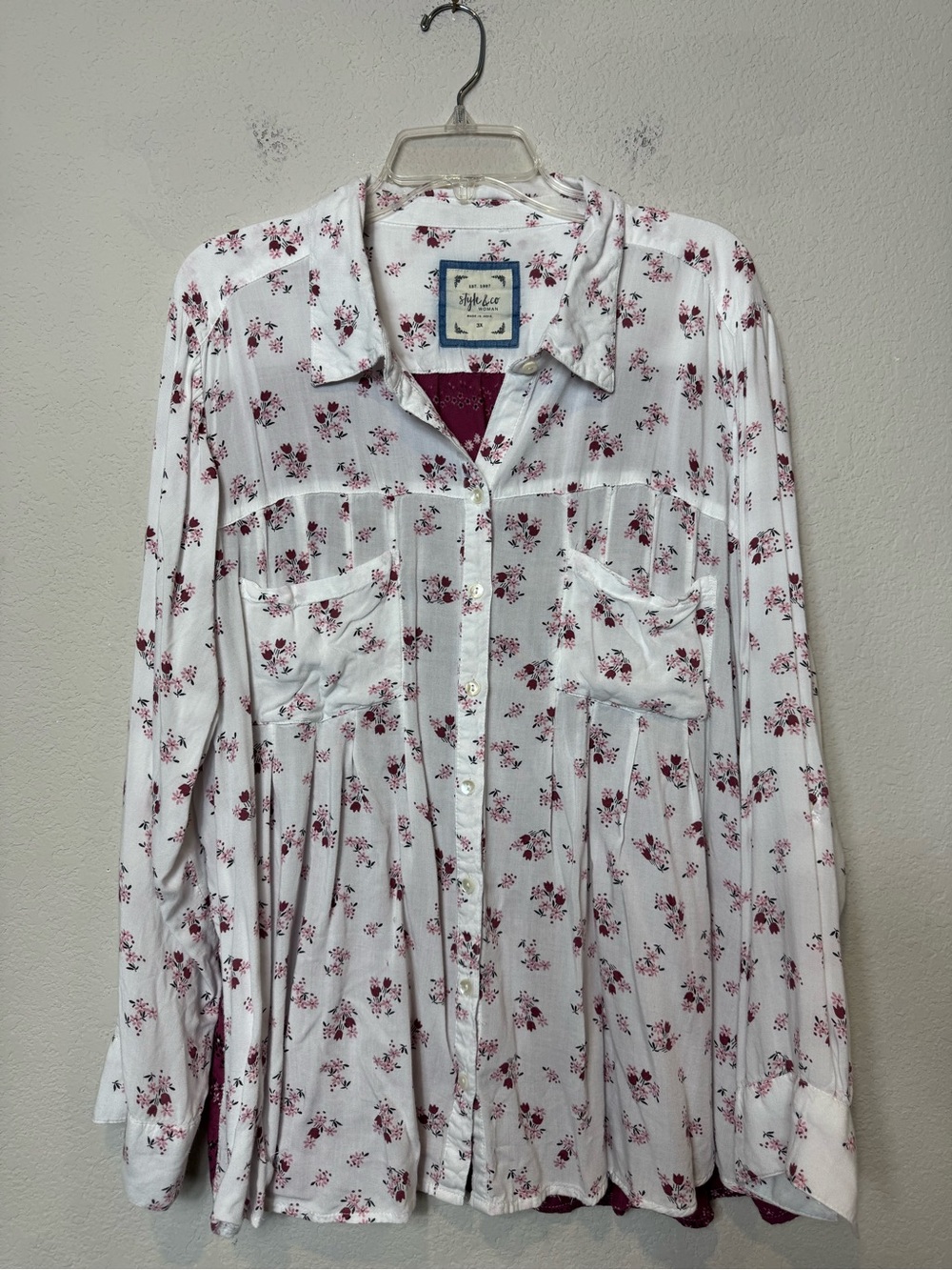 Style & Co. Woman’s Plus Size White Button-Down Shirt Burgundy Floral Print 3X